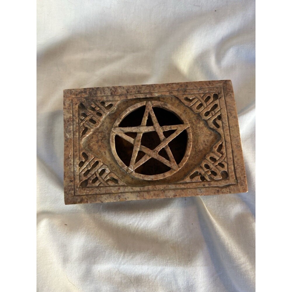 Pentagram Hand Carved Soap Stone Trinket Alter Box wiccan Celtic Marble